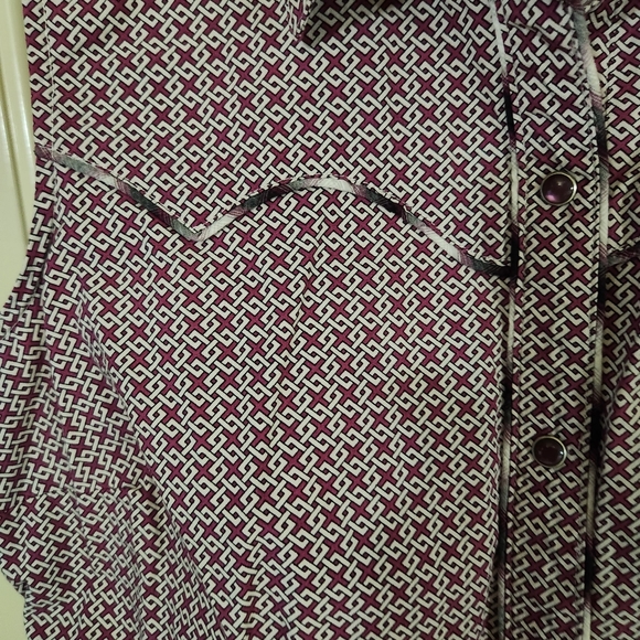 Roper sleeveless western snap shirt. Excellent used condition. - Picture 3 of 7